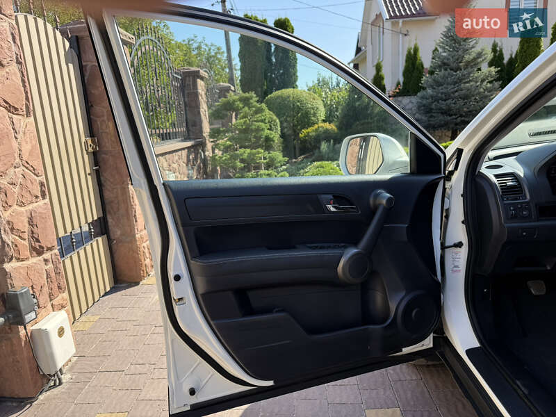 Внедорожник / Кроссовер Honda CR-V 2011 в Тернополе