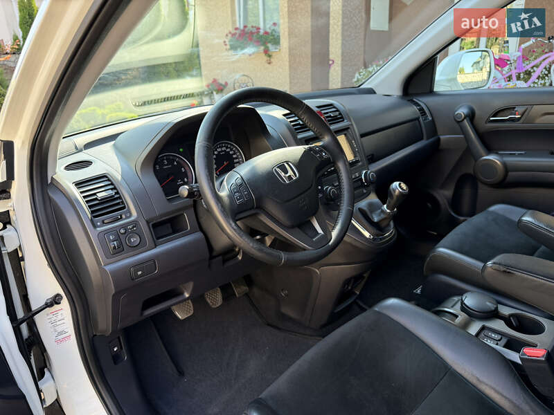 Внедорожник / Кроссовер Honda CR-V 2011 в Тернополе