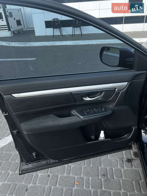 Позашляховик / Кросовер Honda CR-V 2017 в Рівному фото 11 Позашляховик / Кросовер Honda CR-V 2017 в Рівному