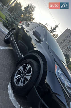 Внедорожник / Кроссовер Honda CR-V 2017 в 