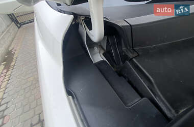 Внедорожник / Кроссовер Honda CR-V 2011 в 