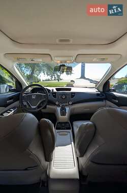 Внедорожник / Кроссовер Honda CR-V 2014 в 