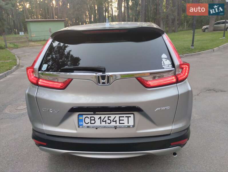 Внедорожник / Кроссовер Honda CR-V 2017 в Чернигове