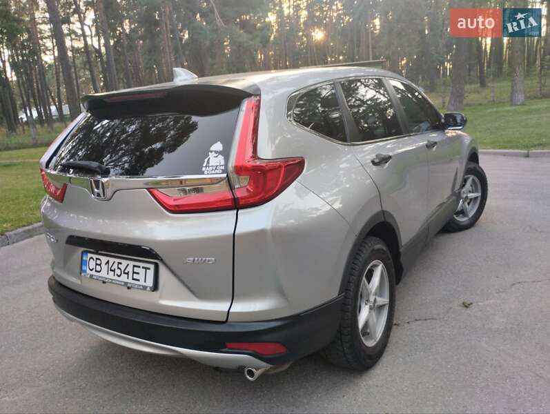 Внедорожник / Кроссовер Honda CR-V 2017 в Чернигове