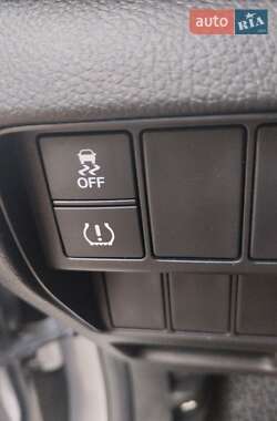 Внедорожник / Кроссовер Honda CR-V 2017 в 