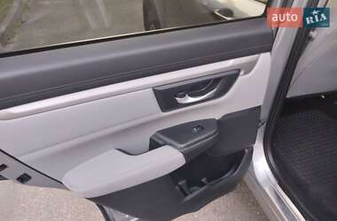 Внедорожник / Кроссовер Honda CR-V 2017 в 