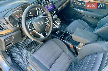 Внедорожник / Кроссовер Honda CR-V 2018 в 