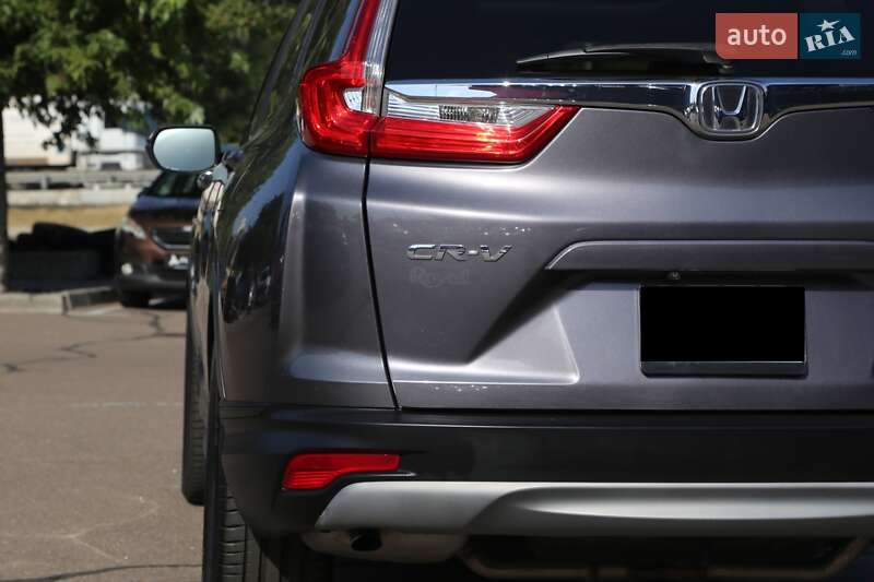 Внедорожник / Кроссовер Honda CR-V 2019 в Киеве