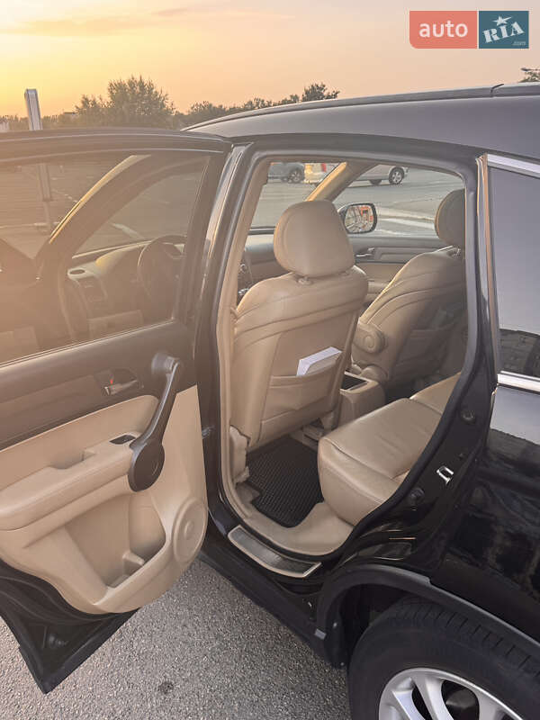 Позашляховик / Кросовер Honda CR-V 2008 в Києві