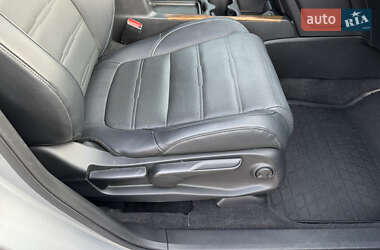 Внедорожник / Кроссовер Honda CR-V 2018 в 