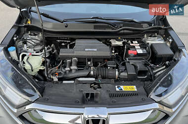 Внедорожник / Кроссовер Honda CR-V 2018 в 