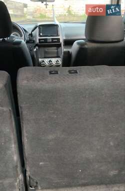 Внедорожник / Кроссовер Honda CR-V 2004 в 