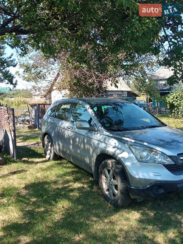 Позашляховик / Кросовер Honda CR-V 2007 в Сарнах