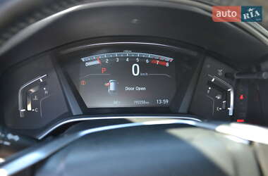 Внедорожник / Кроссовер Honda CR-V 2017 в 