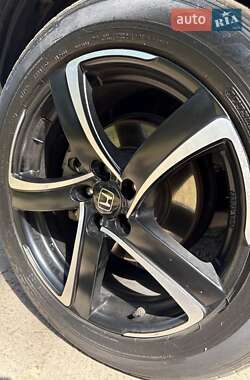 Внедорожник / Кроссовер Honda CR-V 2014 в 