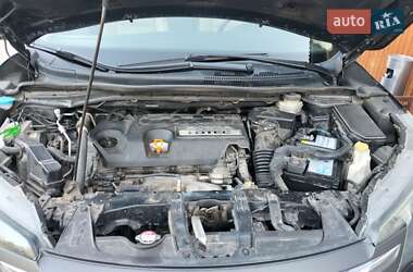 Внедорожник / Кроссовер Honda CR-V 2014 в 