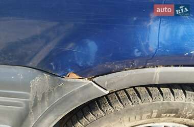 Внедорожник / Кроссовер Honda CR-V 1998 в 