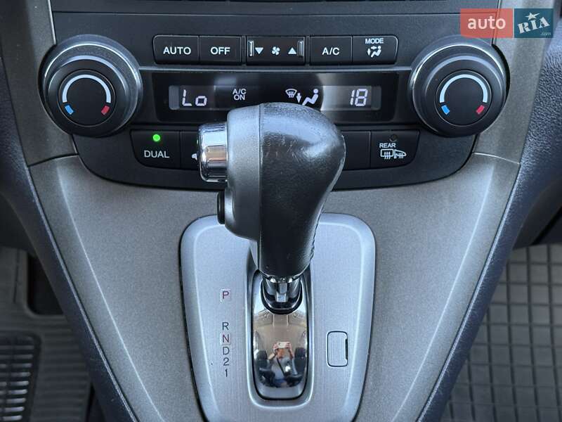 Позашляховик / Кросовер Honda CR-V 2012 в Києві