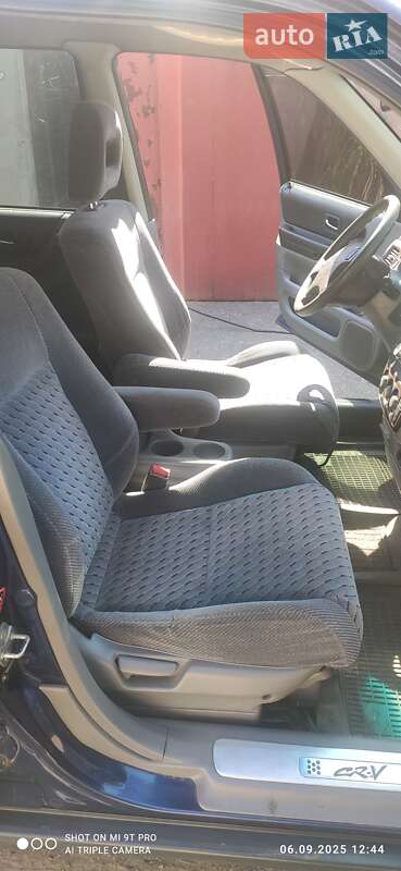 Внедорожник / Кроссовер Honda CR-V 2000 в Одессе