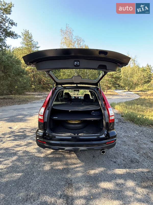 Позашляховик / Кросовер Honda CR-V 2010 в Києві