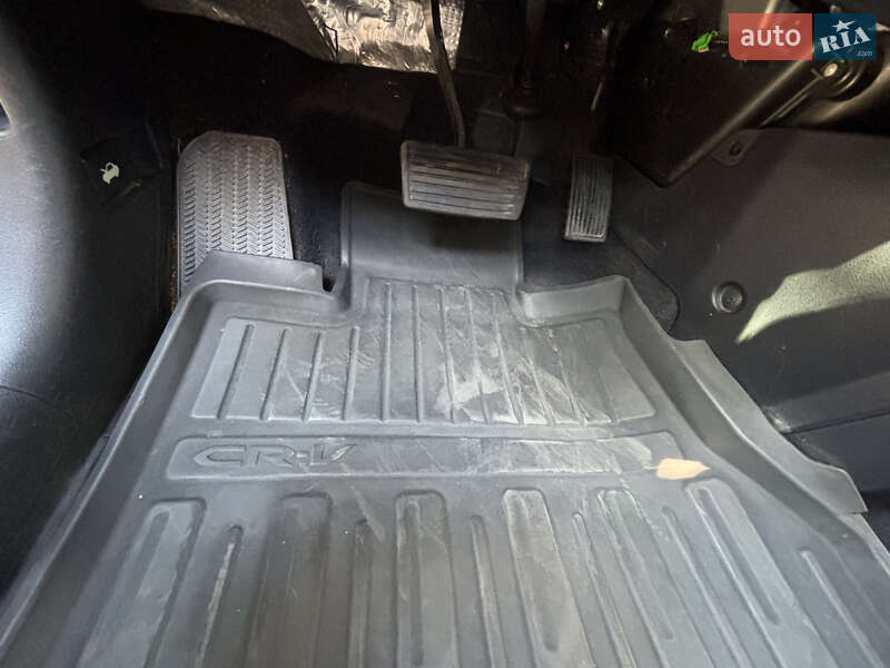 Позашляховик / Кросовер Honda CR-V 2010 в Києві