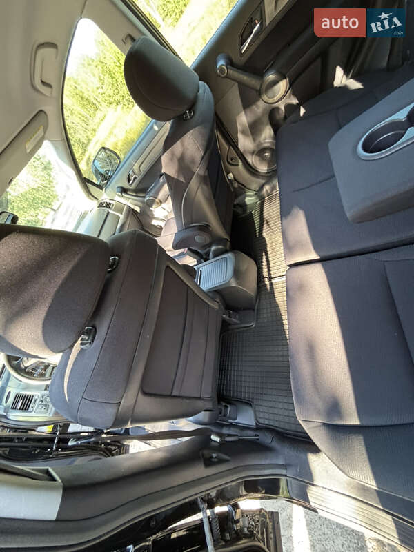 Позашляховик / Кросовер Honda CR-V 2010 в Києві