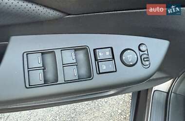 Внедорожник / Кроссовер Honda CR-V 2015 в 