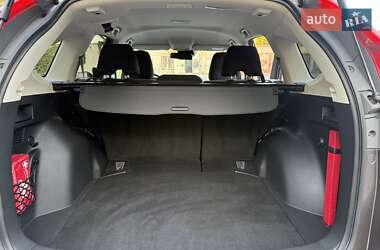 Внедорожник / Кроссовер Honda CR-V 2015 в 