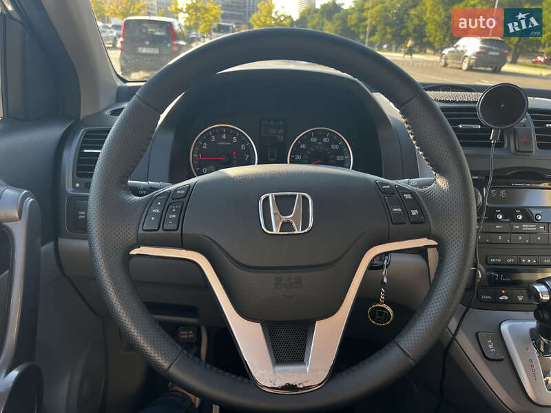 Внедорожник / Кроссовер Honda CR-V 2008 в Киеве