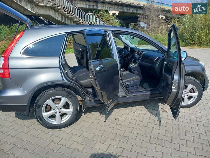 Внедорожник / Кроссовер Honda CR-V 2010 в Дрогобыче
