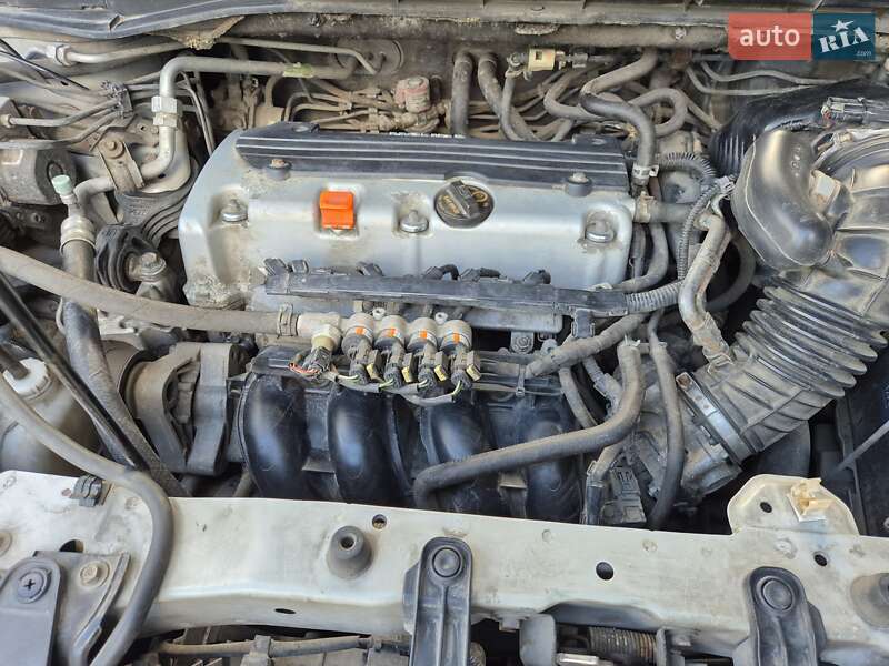 Позашляховик / Кросовер Honda CR-V 2014 в Києві