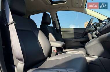 Внедорожник / Кроссовер Honda CR-V 2016 в 