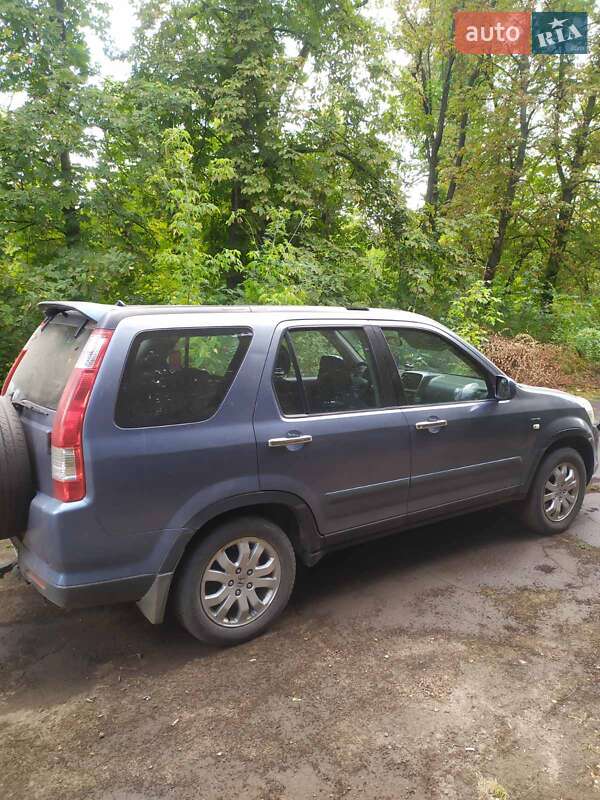 Внедорожник / Кроссовер Honda CR-V 2005 в Кривом Роге