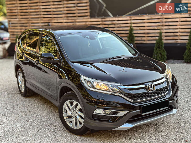 Внедорожник / Кроссовер Honda CR-V 2015 в Бродах