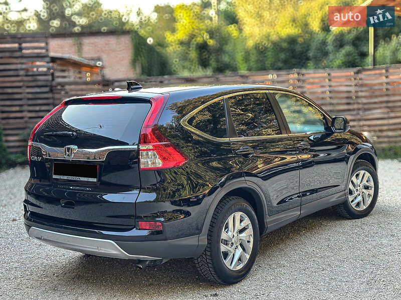 Внедорожник / Кроссовер Honda CR-V 2015 в Бродах