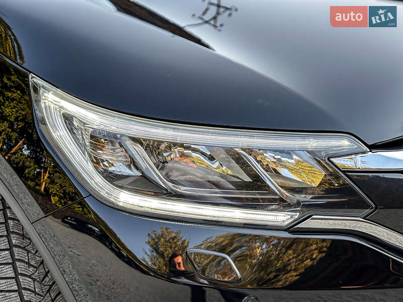Внедорожник / Кроссовер Honda CR-V 2015 в Бродах