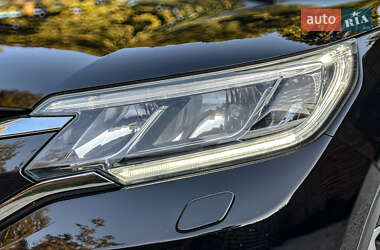 Внедорожник / Кроссовер Honda CR-V 2015 в 