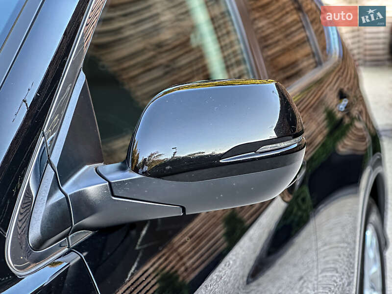 Внедорожник / Кроссовер Honda CR-V 2015 в Бродах