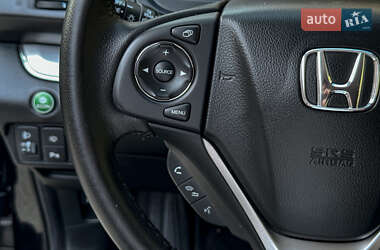Внедорожник / Кроссовер Honda CR-V 2015 в 