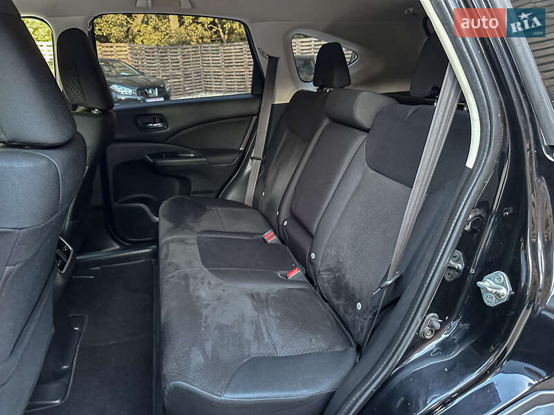 Внедорожник / Кроссовер Honda CR-V 2015 в Бродах