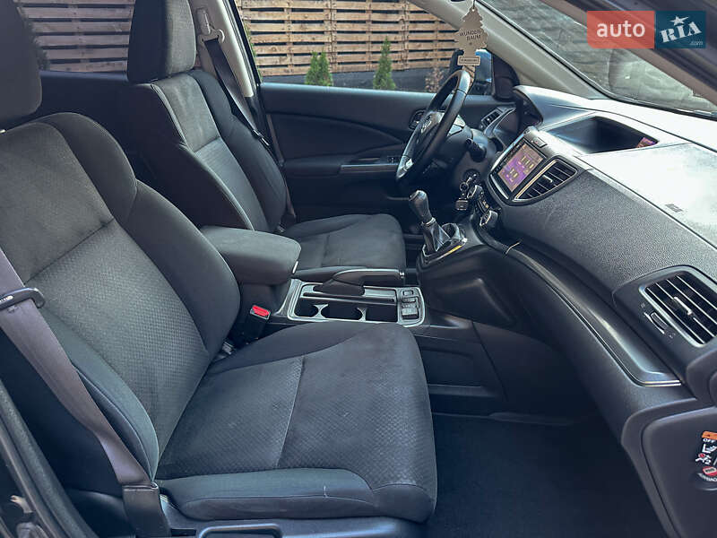 Внедорожник / Кроссовер Honda CR-V 2015 в Бродах
