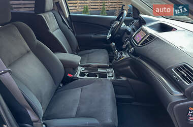 Внедорожник / Кроссовер Honda CR-V 2015 в 