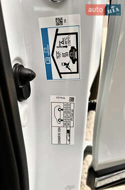 Внедорожник / Кроссовер Honda CR-V 2021 в 