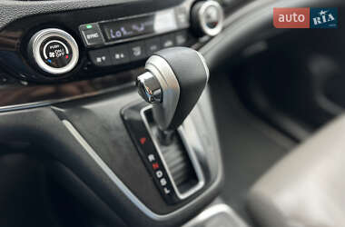 Внедорожник / Кроссовер Honda CR-V 2015 в 