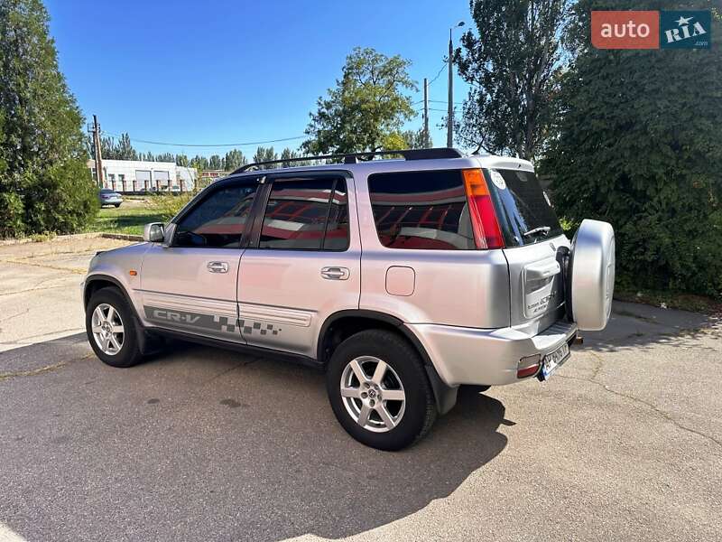 Внедорожник / Кроссовер Honda CR-V 2001 в Запорожье