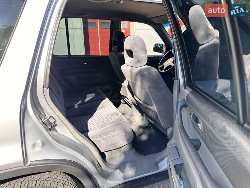 Внедорожник / Кроссовер Honda CR-V 2001 в Запорожье