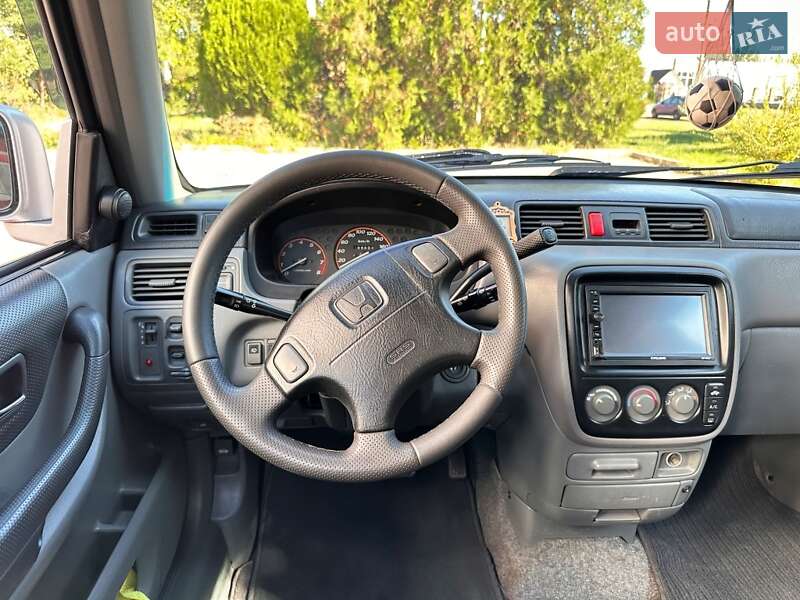 Внедорожник / Кроссовер Honda CR-V 2001 в Запорожье