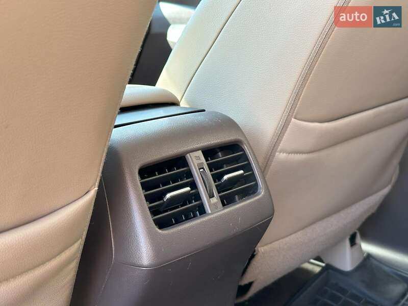 Внедорожник / Кроссовер Honda CR-V 2013 в Одессе