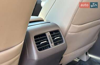 Внедорожник / Кроссовер Honda CR-V 2013 в 