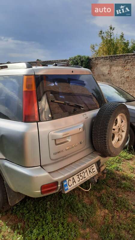 Внедорожник / Кроссовер Honda CR-V 2001 в Чигирине